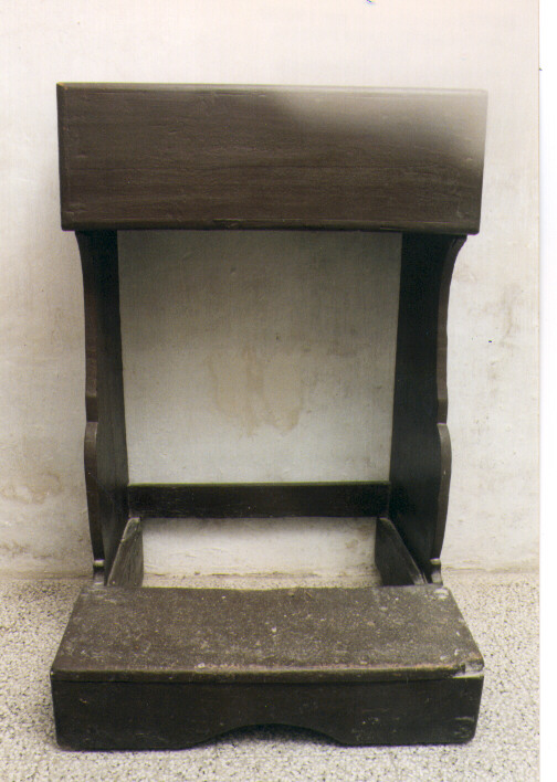 inginocchiatoio - ambito salentino (primo quarto sec. XX)