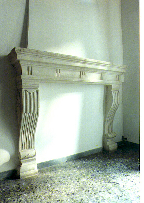 mostra di camino - ambito salentino (ultimo quarto sec. XIX)
