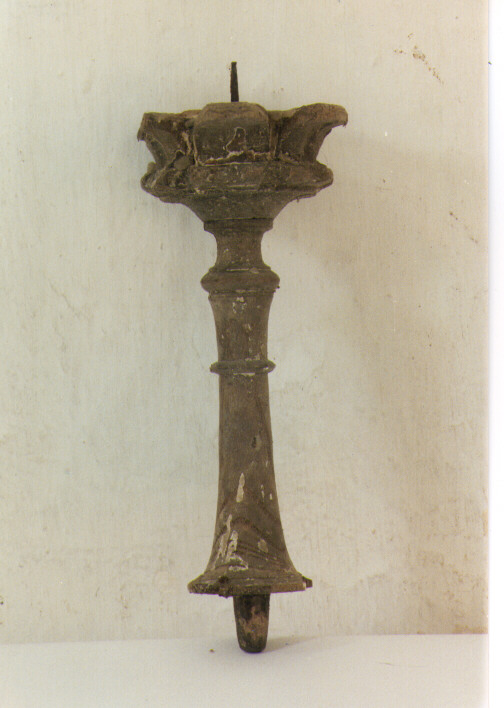 candeliere d'altare, frammento - ambito salentino (sec. XVIII)