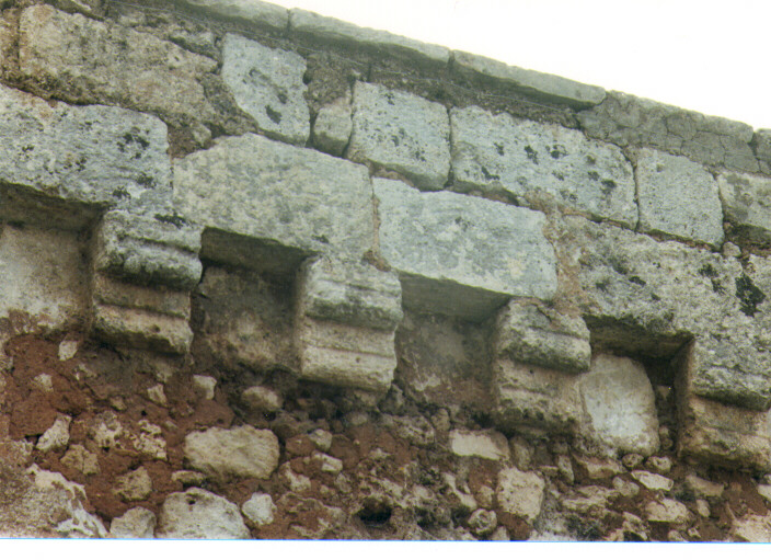 cornice architettonica - ambito salentino (primo quarto sec. XVII)