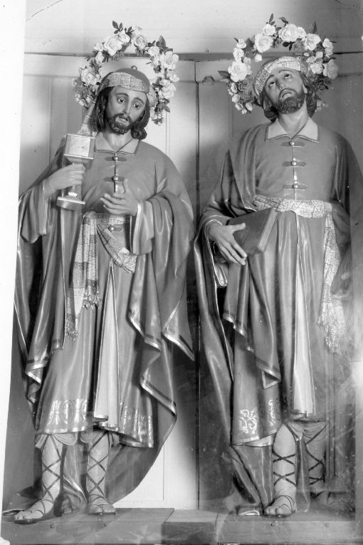 Santi Medici, Santi Cosma e Damiano (gruppo scultoreo) di Sacquegna Salvatore (sec. XX)
