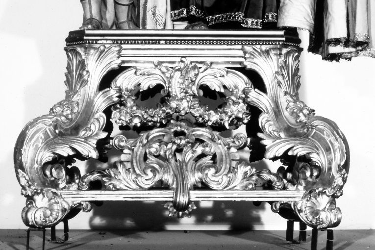 piedistallo di statua - ambito salentino (seconda metà sec. XIX)