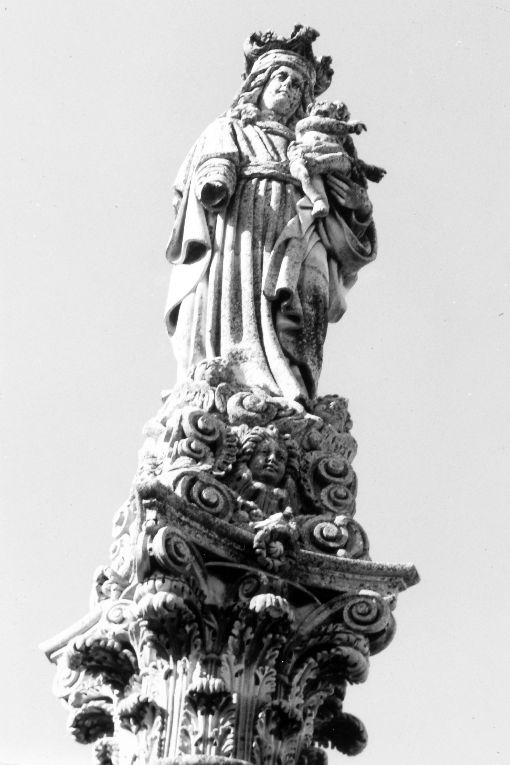 Madonna con Bambino (statua) di De Pascalis Luigi (sec. XX)