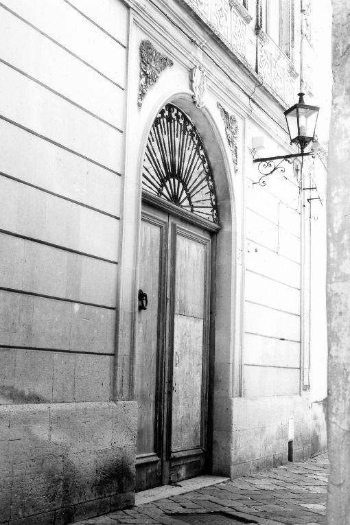 portale - ambito salentino (primo quarto sec. XX)