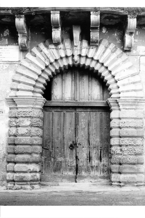 portale - ambito salentino (fine/inizio secc. XVI/ XVII)