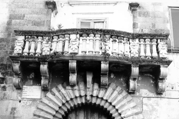 balcone - ambito salentino (ultimo quarto sec. XVIII)