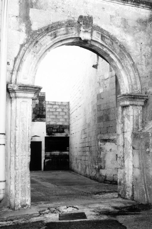 portale - ambito salentino (fine/inizio secc. XVIII/ XIX)