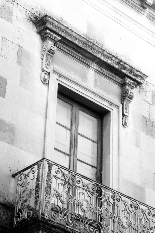 mostra di portafinestra, serie - ambito salentino (primo quarto sec. XX)