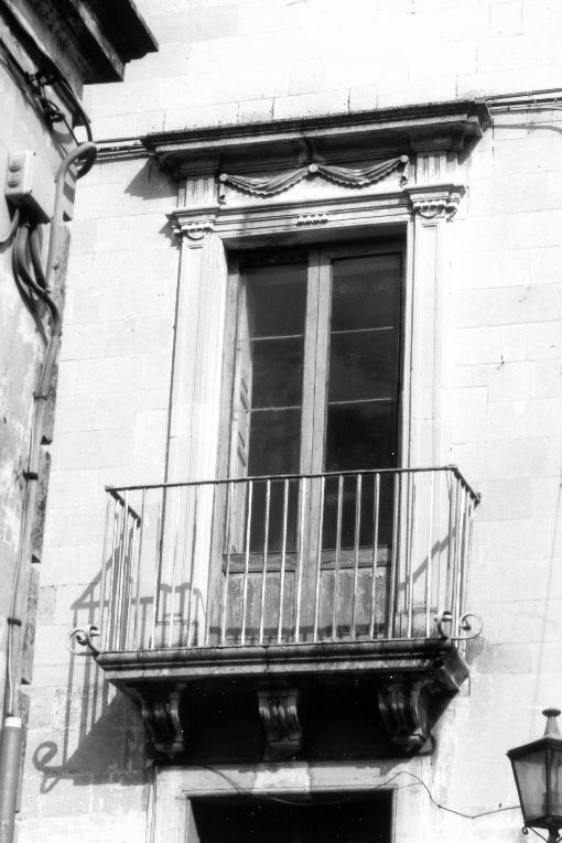 mostra di portafinestra, serie - ambito salentino (primo quarto sec. XIX)