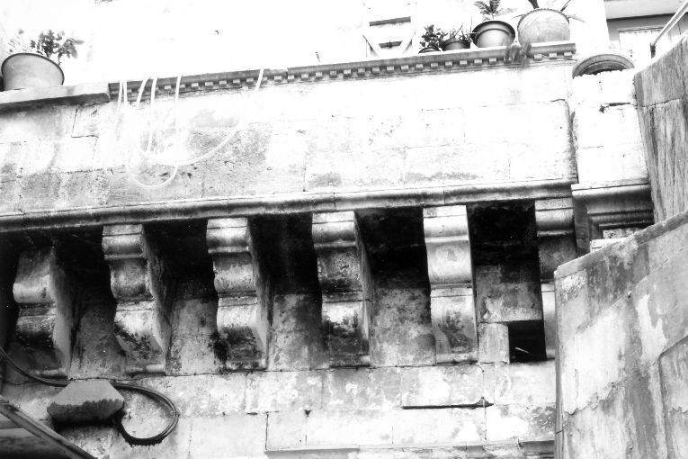 balcone - ambito salentino (prima metà sec. XVII)