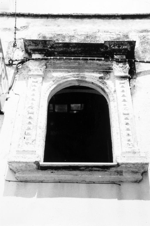 mostra di finestra - ambito salentino (seconda metà sec. XVI)