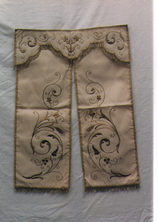 conopeo di tabernacolo - manifattura salentina (primo quarto sec. XX)