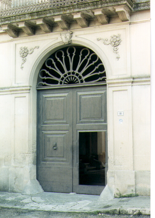 portale - ambito salentino (seconda metà sec. XIX)
