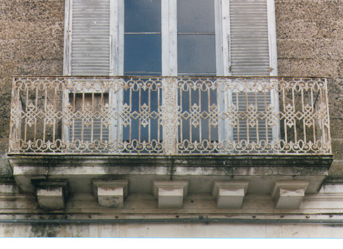 ringhiera, serie - ambito pugliese (ultimo quarto sec. XIX)