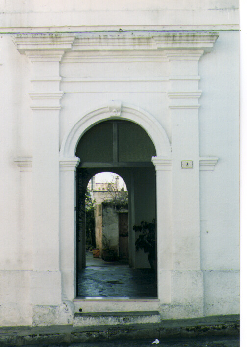 portale - ambito salentino (fine/inizio secc. XVIII/ XIX)