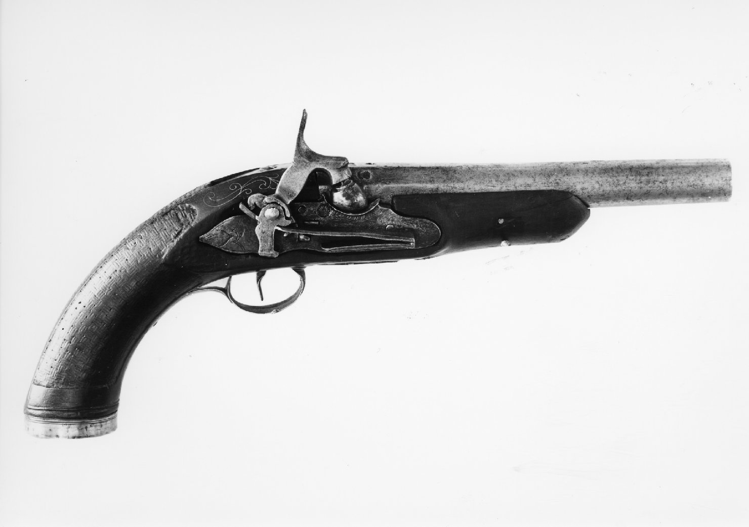 pistola - produzione spagnola (secondo quarto sec. XIX)