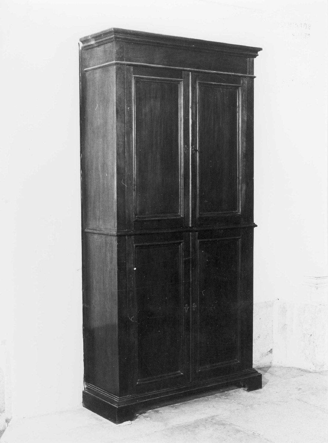 armadio - bottega veronese (seconda metà sec. XIX)
