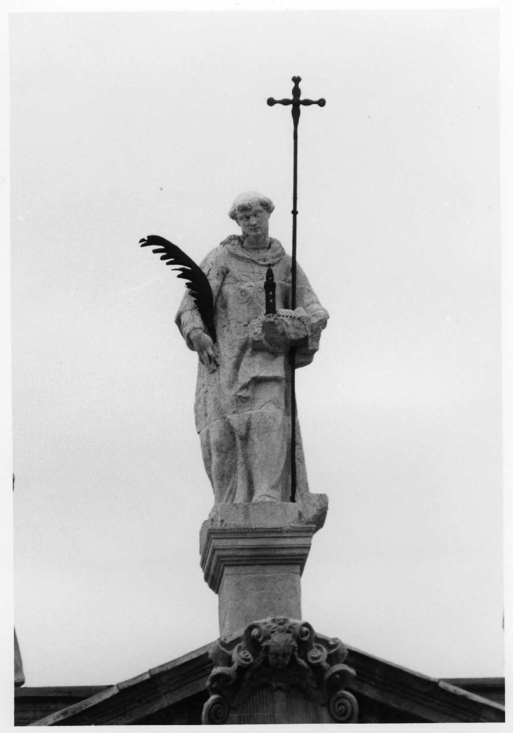 Santo (scultura, elemento d'insieme) di Albanese Giovanni Battista (sec. XVII)