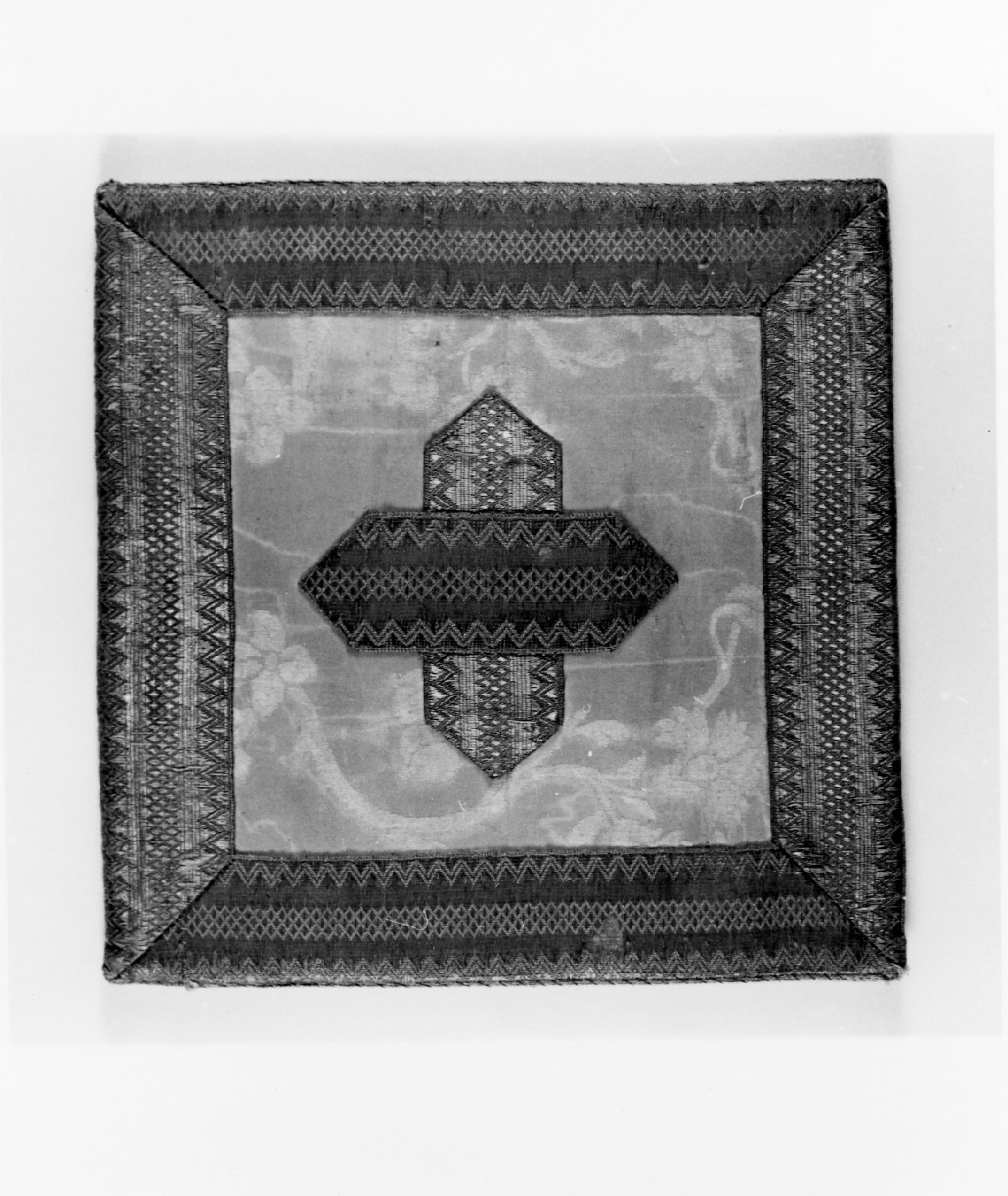 borsa, elemento d'insieme - manifattura italiana (seconda metà sec. XVIII)