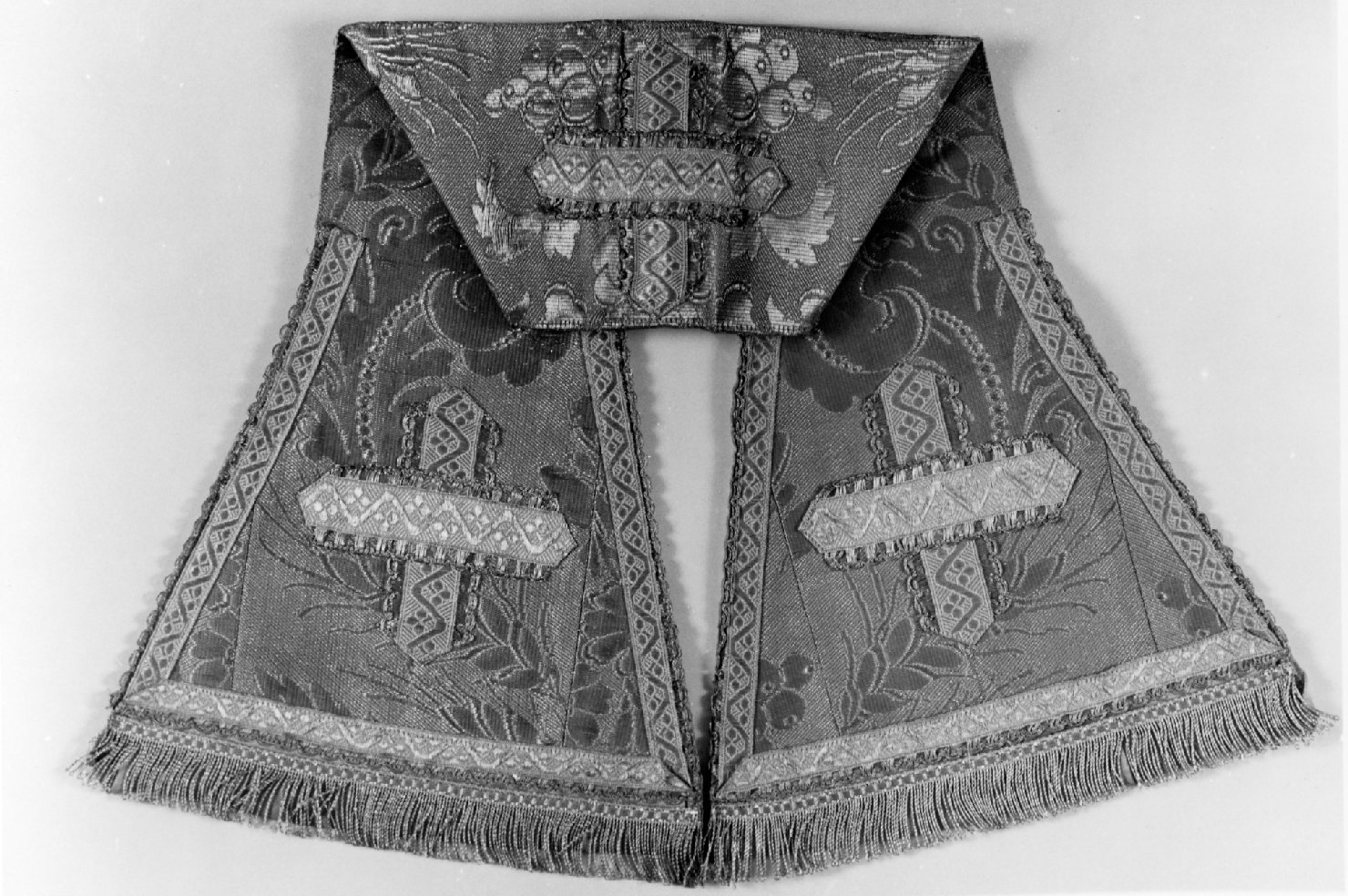 manipolo, elemento d'insieme - manifattura italiana (sec. XIX)