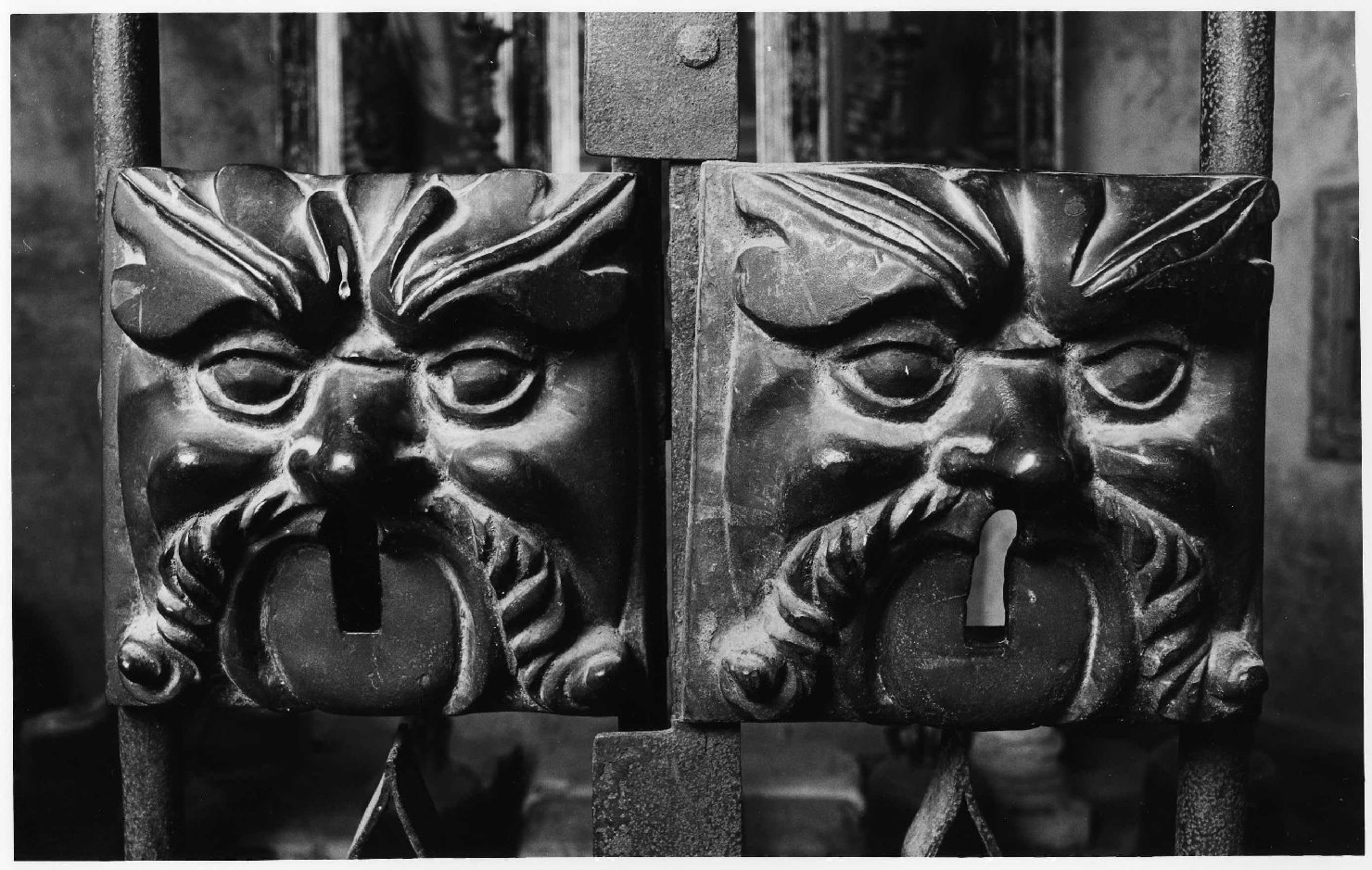 serratura, elemento d'insieme - bottega veneta (seconda metà sec. XIX)