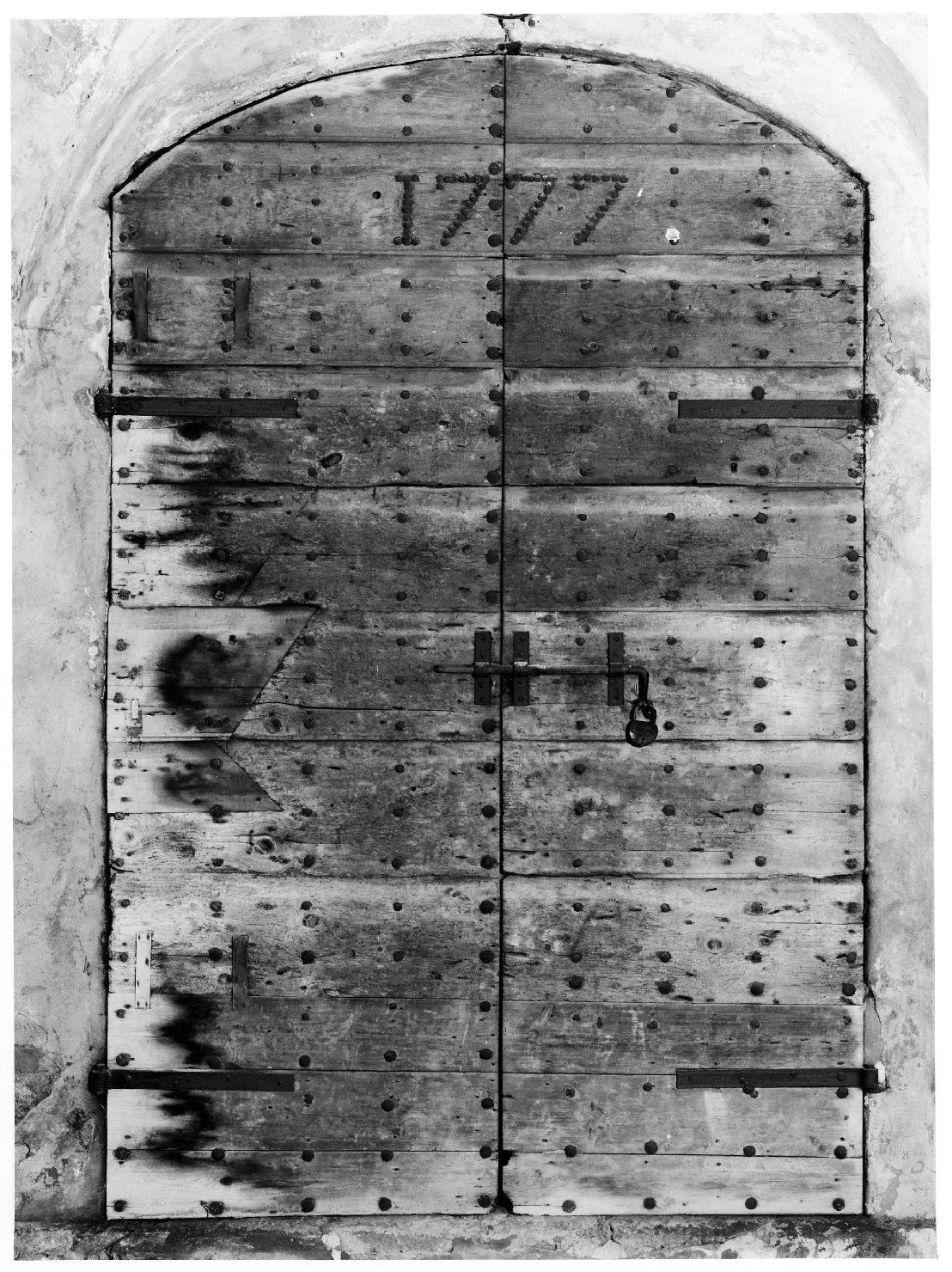 porta - a due battenti - bottega veronese (sec. XVIII)