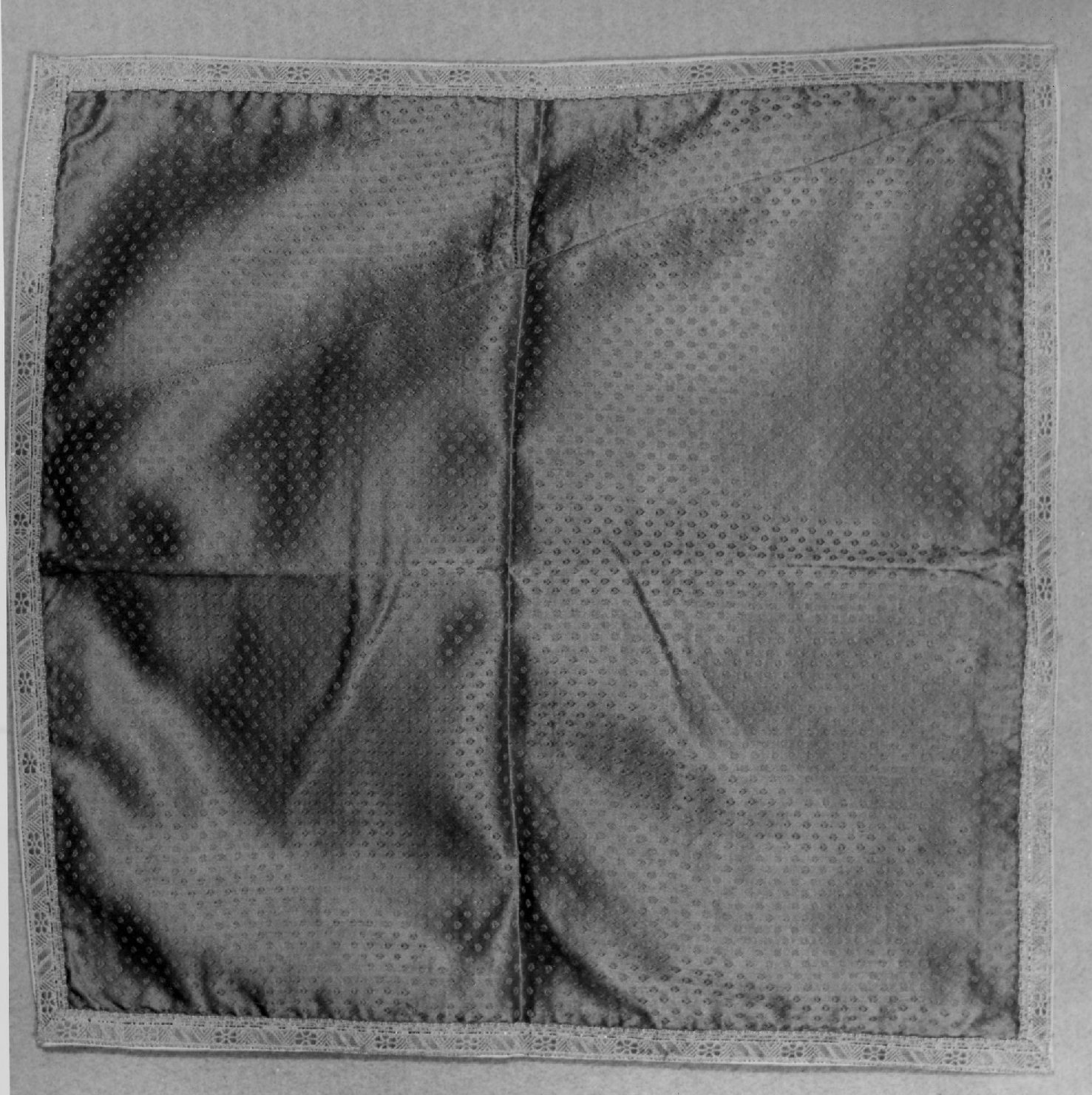 velo di calice, elemento d'insieme - manifattura italiana (sec. XIX)