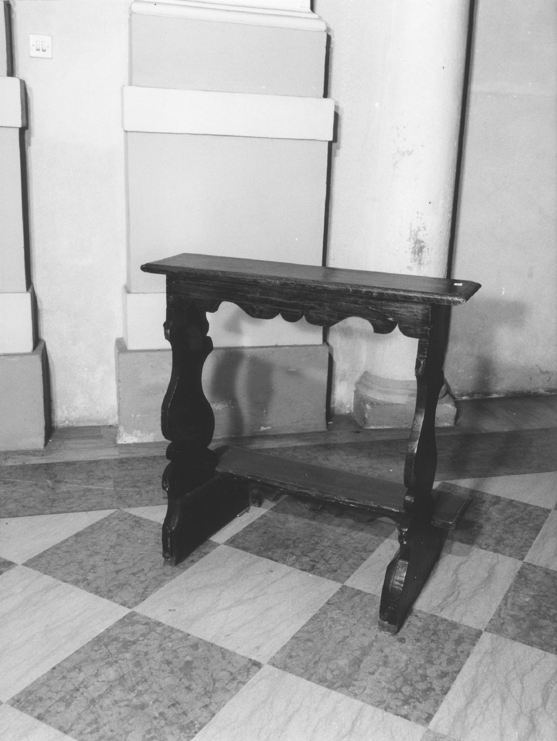 inginocchiatoio - bottega veneta (sec. XVIII)