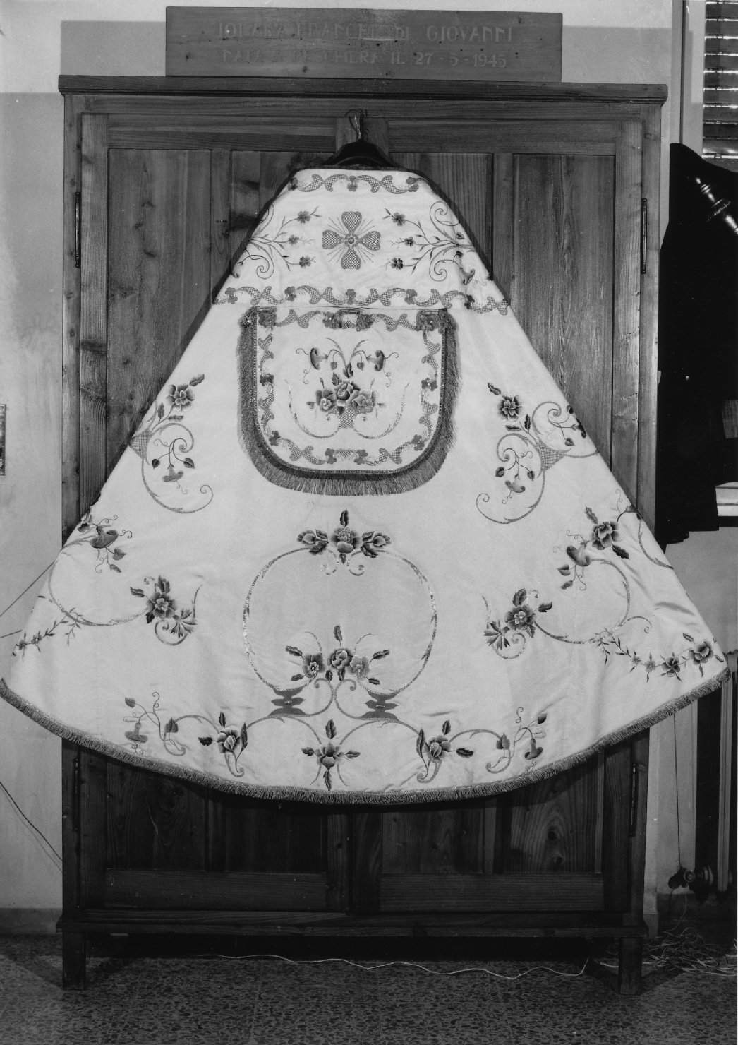 piviale - manifattura italiana (secc. XIX/ XX)