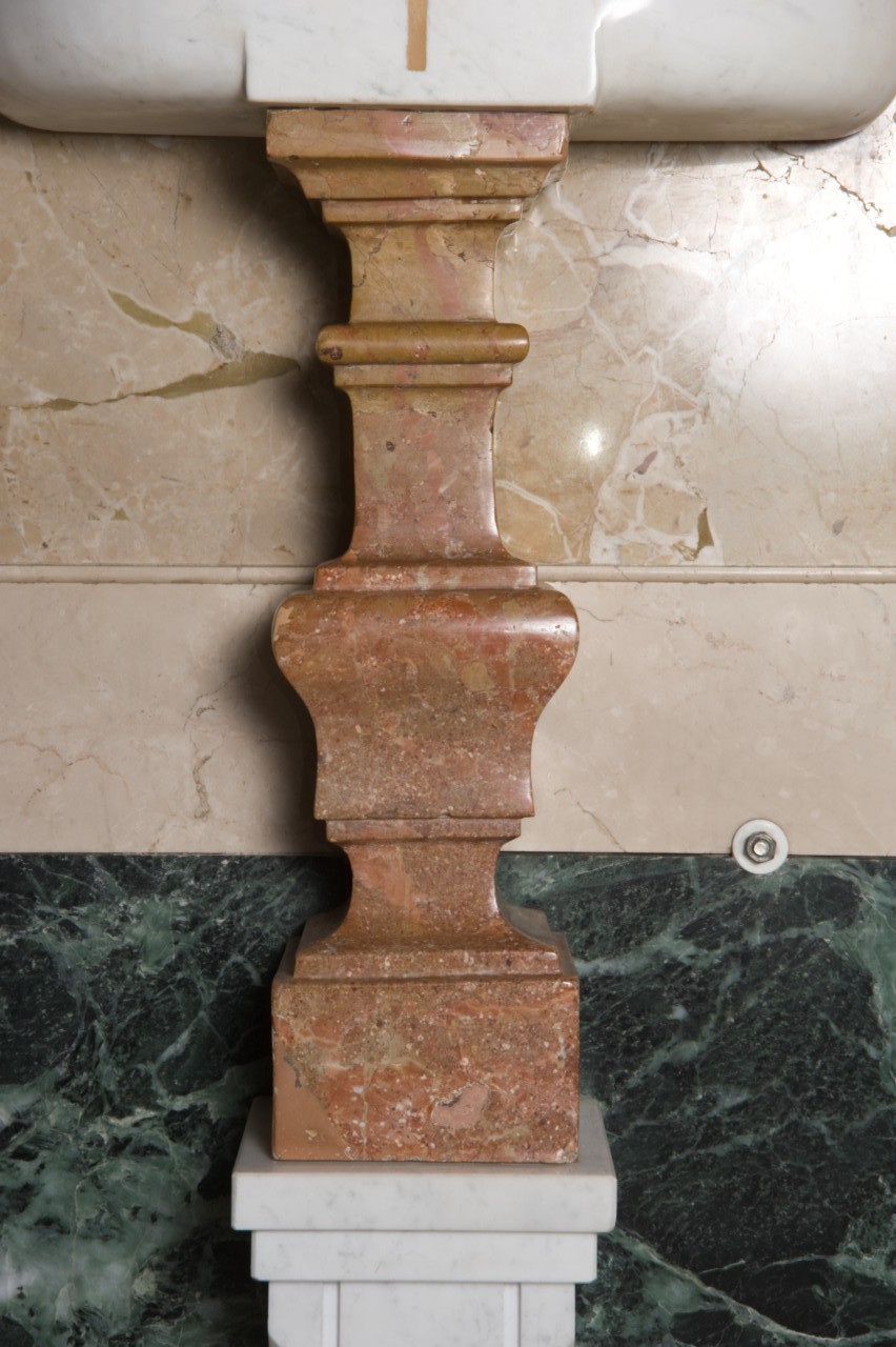 pilastrino - ambito piemontese (terzo quarto sec. XVIII)