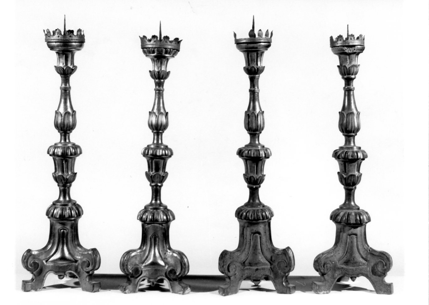 candeliere, serie - bottega ferrarese (sec. XVIII)