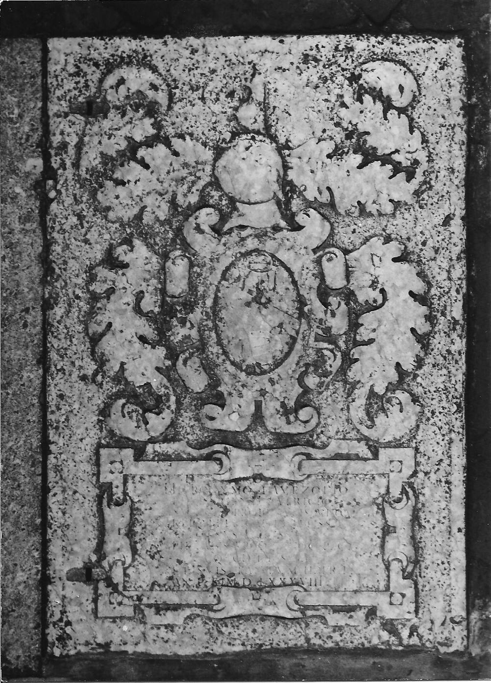 lapide, opera isolata - bottega ferrarese (sec. XVI)