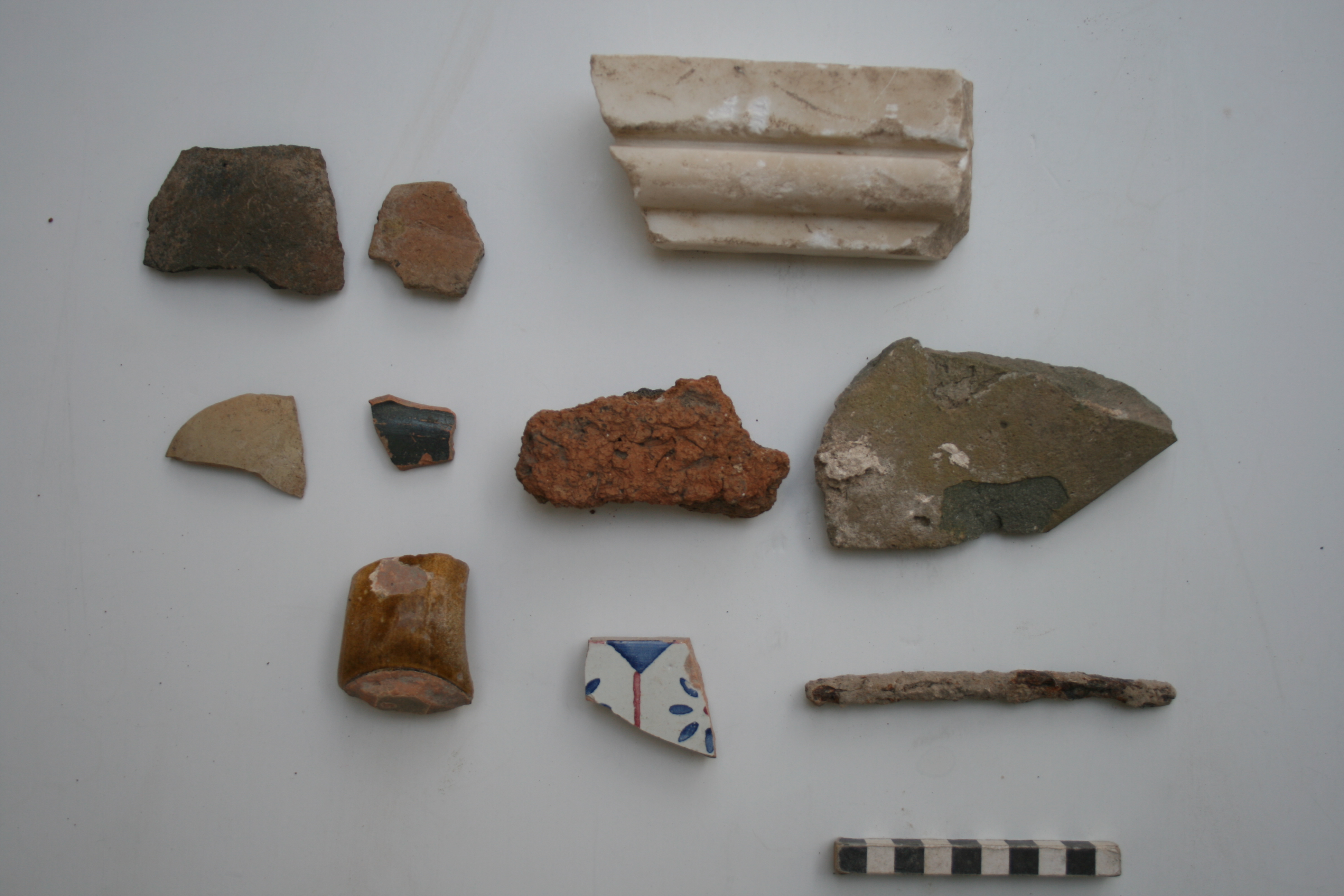 materiale proveniente da Unità Stratigrafica (ceramica, materiale lapideo, metallo, reperti fittili) (limiti cronologici non precisabili)