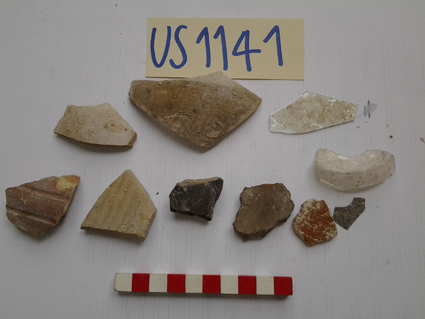 materiale proveniente da Unità Stratigrafica (ceramica, materiale di rivestimento, vetro) (limiti cronologici non precisabili)