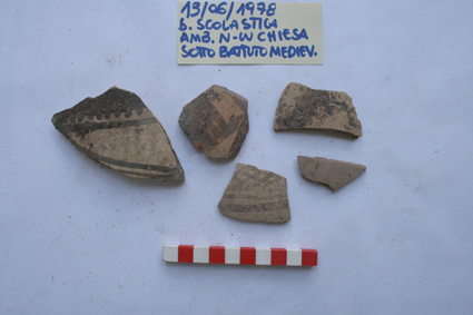 materiale conservato in deposito (ceramica, materiale lapideo) (limiti cronologici non precisabili) <br>Condizioni d'uso: <a class='link-esterno' href='https://docs.italia.it/italia/icdp/icdp-pnd-circolazione-riuso-docs/it/v1.0-giugno-2022/testo-etichetta-BCS.html' target='_bcs'>Beni Culturali Standard (BCS)</a>