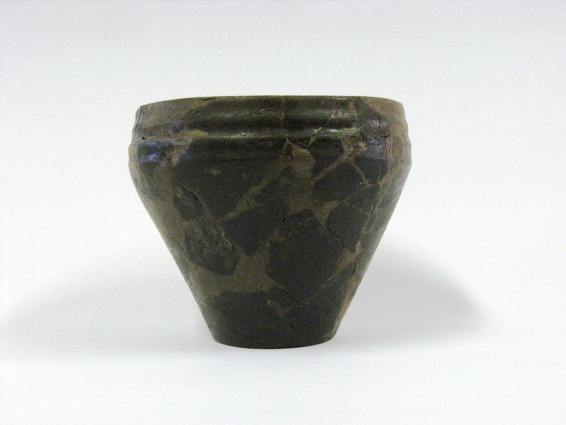 bicchiere, bicchiere troncoconico - fase orientalizzante (meta'/ fine sec. VII a.C)