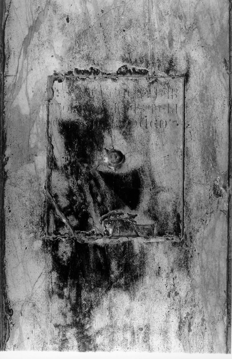 Ricuccio di Bartolomeo di Giovanni Melioni (lastra tombale) - bottega pisana (sec. XIV)