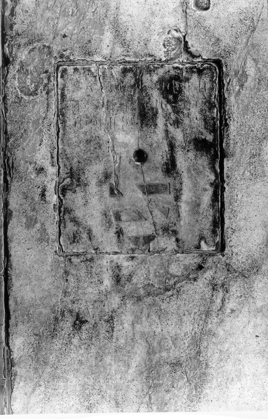 Cecco Macii e di Salimbene da Campiglia (lastra tombale) - bottega pisana (sec. XIV)