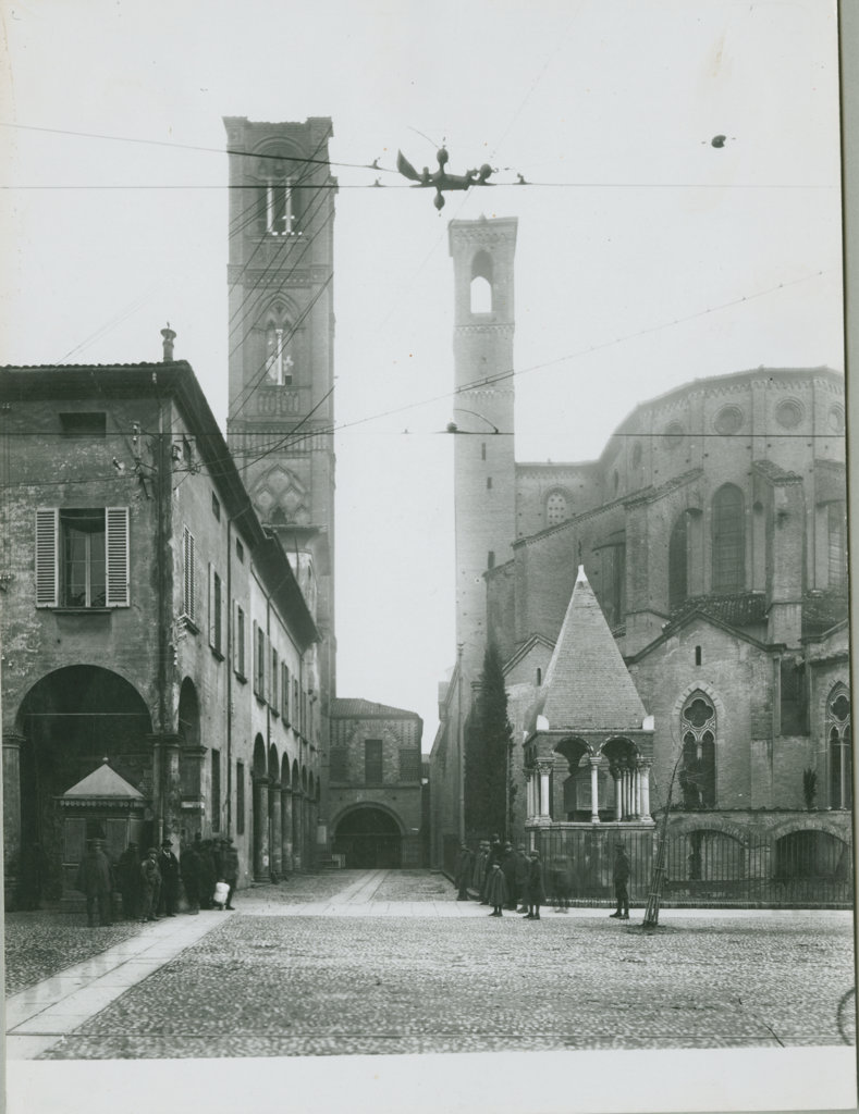 Bologna - Chiese - Piazze (positivo) di Castelli, Giovanni (XX)