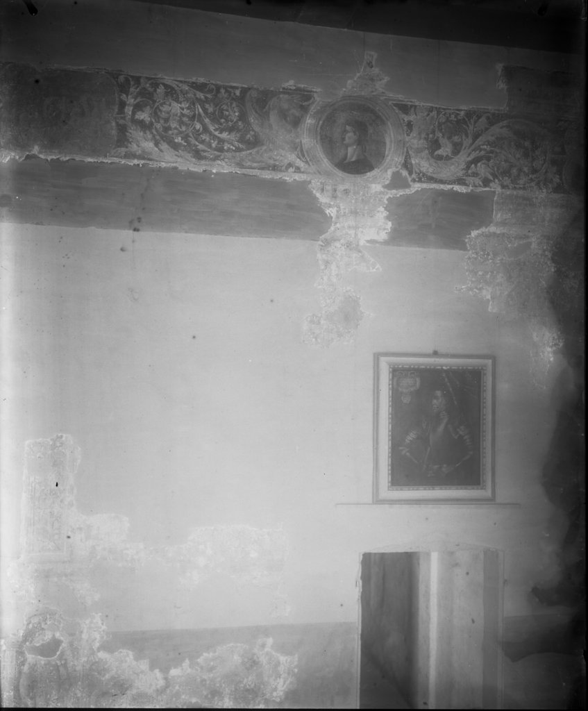 Carpi - Palazzi - Dipinti murali (negativo) di anonimo (XIX)