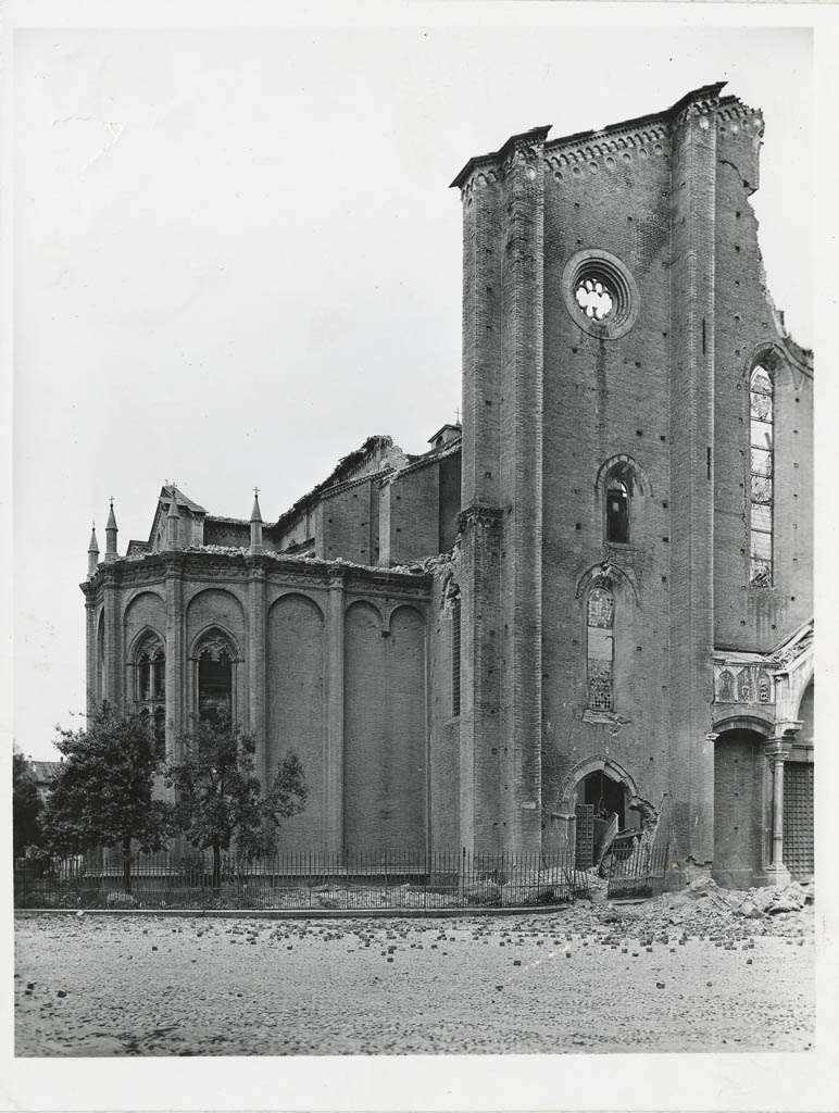 Bologna - Architetture - Chiese - Danni di guerra (positivo) di anonimo (XX)