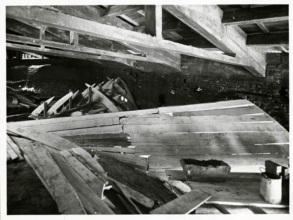 Bologna - Architetture - Danni di guerra - Restauri (positivo) di Parolini Bruno (XX)