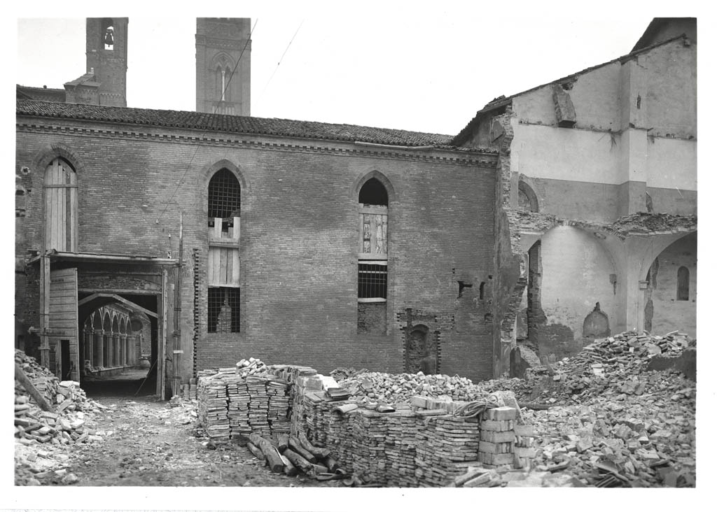 Bologna - Architetture - Conventi - Demolizioni (positivo) di anonimo (XX)