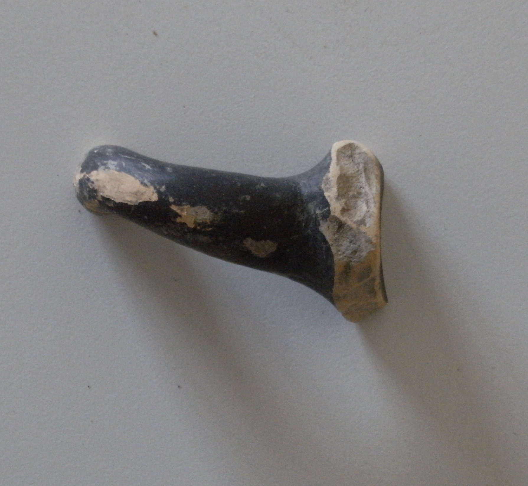 skyphos - etrusco (sec. V - III a.C)