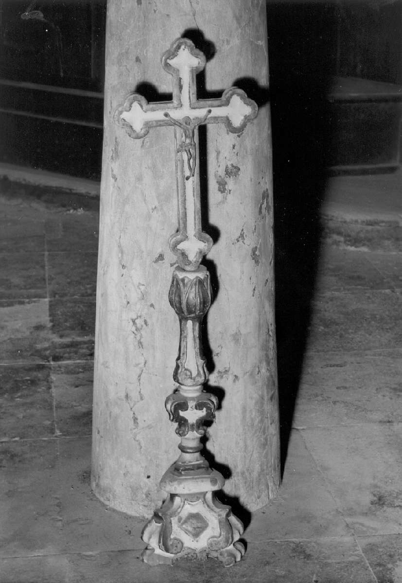 croce d'altare - manifattura modenese (primo quarto sec. XVIII)