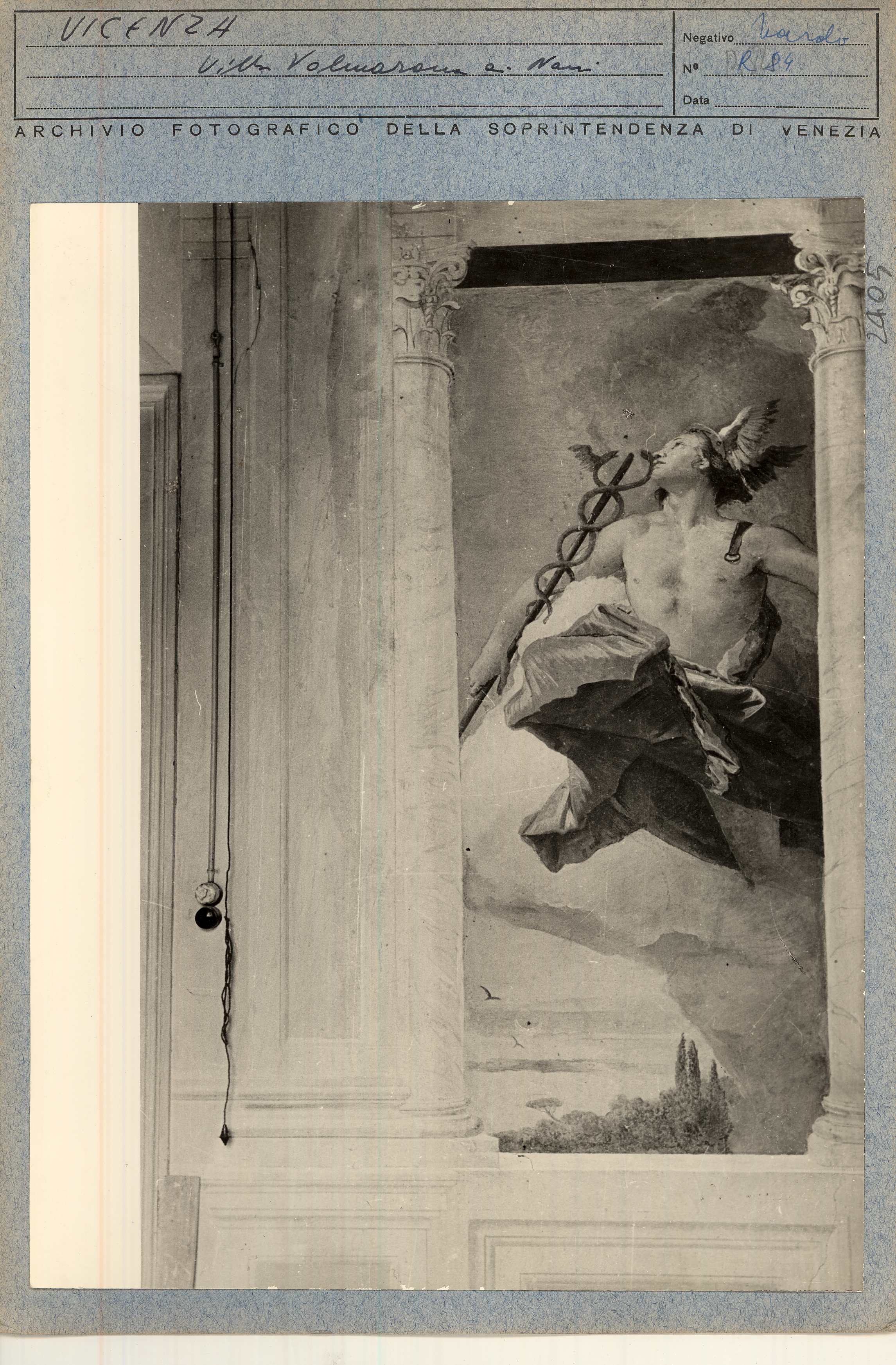 Vicenza. Villa Valmarana ai Nani. Foresteria. Stanza degli dei dell'Olimpo. Mercurio (positivo) di Soprintendenza ai Monumenti (metà XX)