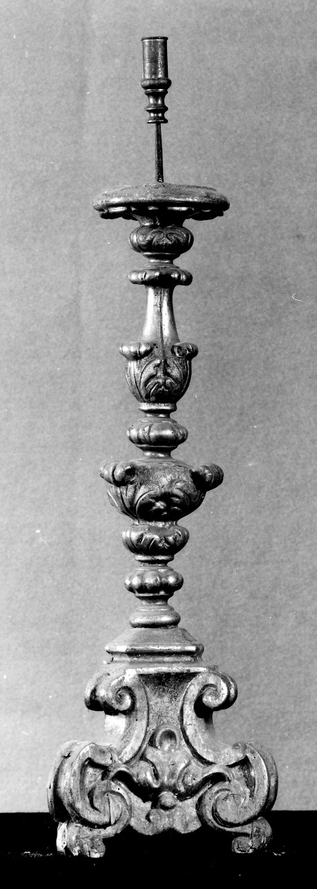 candeliere d'altare, serie - bottega mantovana (prima metà sec. XVIII)