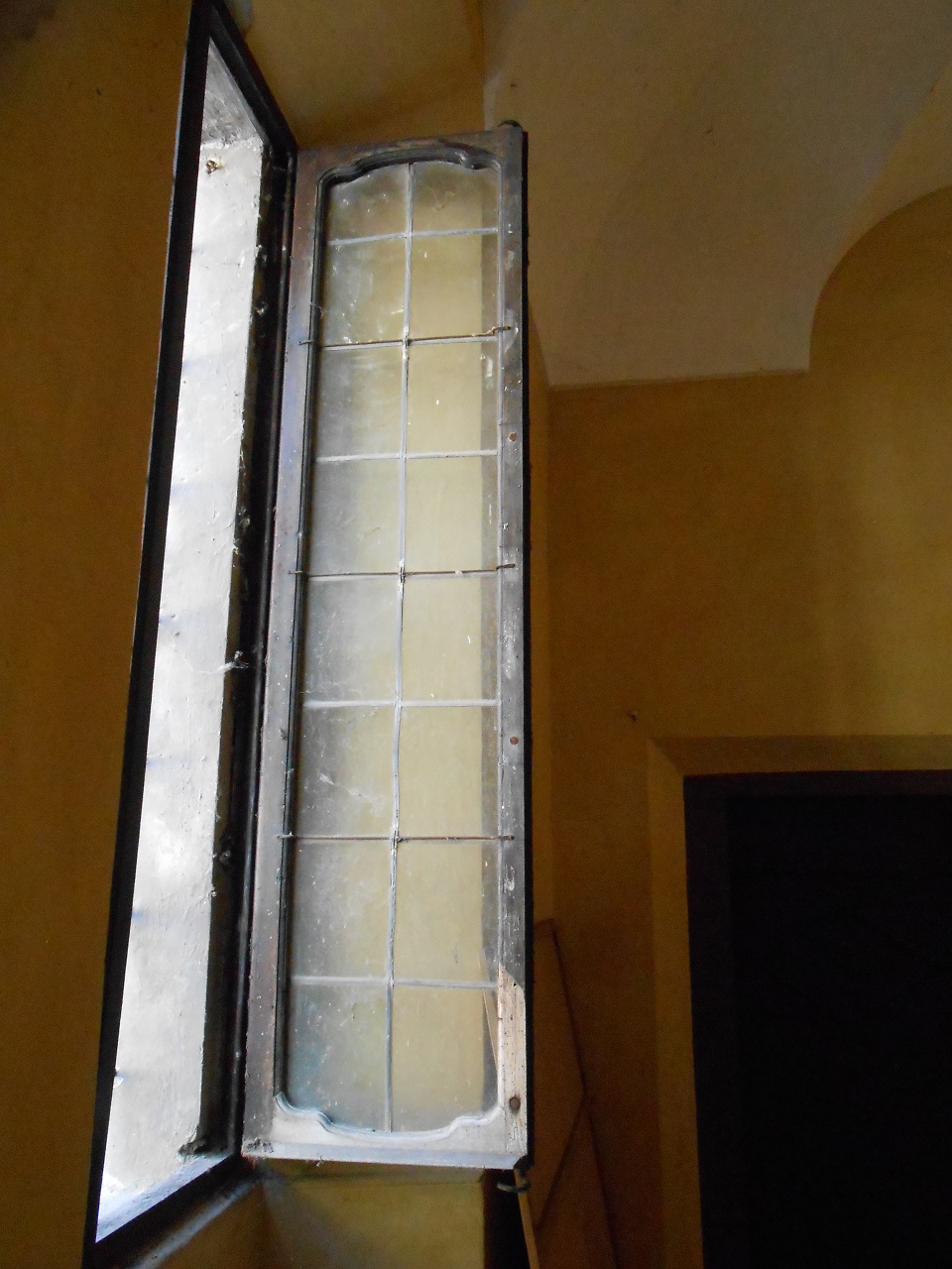 anta di finestra, serie - bottega mantovana (metà sec. XVIII)