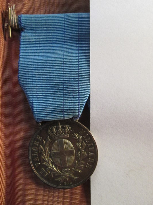 medaglia al valore militare, elemento d'insieme - ambito italiano (XX)