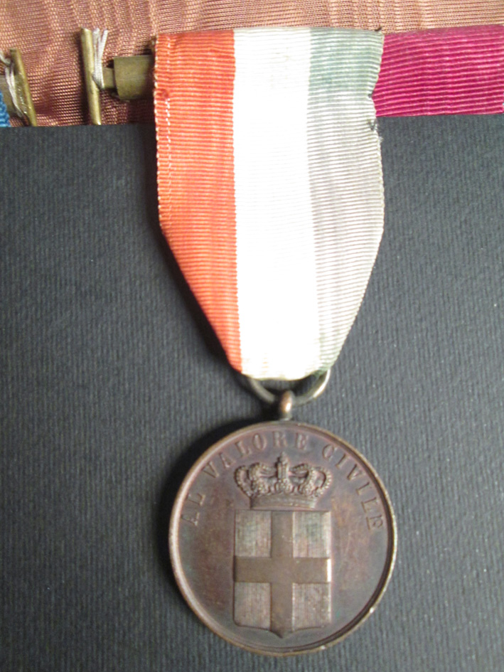 medaglia, elemento d'insieme - ambito italiano (XX)